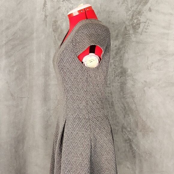 Womens office ready grey stretch dress - Picture 4 of 13